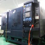 高精度縦型マシニングセンタ